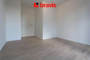 Pronájem luxusní novostavby bytu 3+kk, ul. Neumannova, Brno-Masarykova čtvrť, balkon, garážové stání