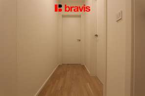 Pronájem luxusní novostavby bytu 3+kk, ul. Neumannova, Brno-Masarykova čtvrť, balkon, garážové stání