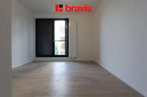 Pronájem luxusní novostavby bytu 3+kk, ul. Neumannova, Brno-Masarykova čtvrť, balkon, garážové stání