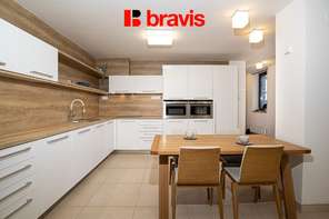 Sale of a Luxury 3+kk Apartment with Terrace in AZ Tower, Two Parking Spaces Included