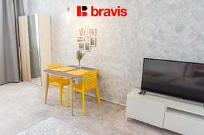 Pronájem bytu 1+1 30 m², Brno - Staré Brno, ulice Křížova - klidný vnitroblok v blízkosti Mendlova náměstí