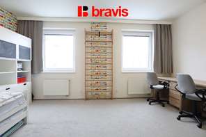 Prodej bytu 3+kk, Šlapanice u Brna, ulice Brněnská Pole, klimatizace, lodžie, sklep, šatna