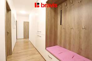 Prodej bytu 3+kk, Šlapanice u Brna, ulice Brněnská Pole, klimatizace, lodžie, sklep, šatna