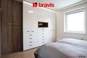 Prodej bytu 3+kk, Šlapanice u Brna, ulice Brněnská Pole, klimatizace, lodžie, sklep, šatna