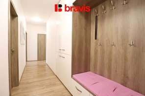 Prodej bytu 3+kk, Šlapanice u Brna, ulice Brněnská Pole, klimatizace, lodžie, sklep, šatna