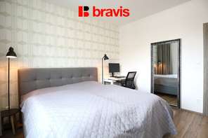 Prodej bytu 3+kk, Šlapanice u Brna, ulice Brněnská Pole, klimatizace, lodžie, sklep, šatna