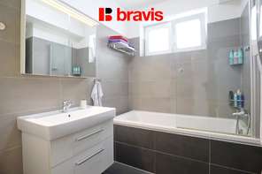 Prodej bytu 3+kk, Šlapanice u Brna, ulice Brněnská Pole, klimatizace, lodžie, sklep, šatna