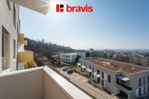 Prodej prostorného bytu 5+kk, dva balkóny a dvě garážové stání – Brno Líšeň