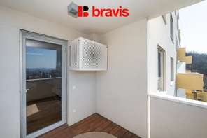 Prodej prostorného bytu 5+kk, dva balkóny a dvě garážové stání – Brno Líšeň