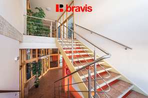 Prodej gastronomického a zábavního komplexu: v srdci Hodonína, pozemek 1000m² , dvě restaurace, bowling, kulečník, šipky