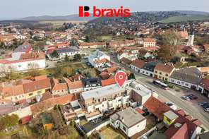 Prodej nízkonákladového bytu 3+kk, Brno - Žebětín, OV, terasa, parkovací stání, ul. Helenčina