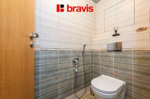 Prodej nízkonákladového bytu 3+kk, Brno - Žebětín, OV, terasa, parkovací stání, ul. Helenčina