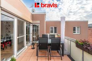 Prodej nízkonákladového bytu 3+kk, Brno - Žebětín, OV, terasa, parkovací stání, ul. Helenčina