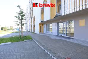 Pronájem bytu 1+kk, ulice Řepova, parkovací stání v ceně, terasa, novostavba, sklep