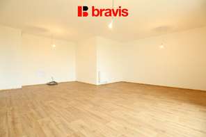 Pronájem bytu 1+kk, ulice Řepova, parkovací stání v ceně, terasa, novostavba, sklep