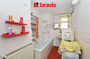 Prodej rodinného domu 4+1, Střelice u Brna, dvůr, předzahrádka