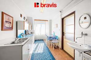 Prodej rodinného domu 4+1, Střelice u Brna, dvůr, předzahrádka