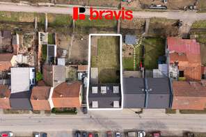 Prodej moderního rodinného domu 5+kk se zahradou a garáží, Velatice - Brno-venkov