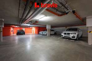 Prodej prostorného a moderního bytu s terasou, garážovým stáním a sklepem, Slavkov u Brna - Zelnice III