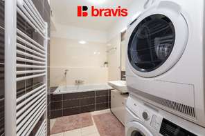 Prodej prostorného a moderního bytu s terasou, garážovým stáním a sklepem, Slavkov u Brna - Zelnice III