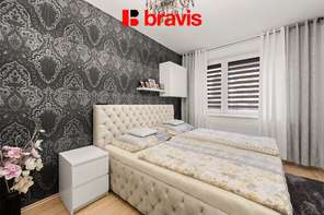 Prodej prostorného a moderního bytu s terasou, garážovým stáním a sklepem, Slavkov u Brna - Zelnice III