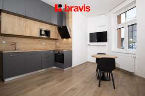 Pronájem zařízeného zrekonstruovaného bytu 1+kk, ulice Horova, Brno - Žabovřesky