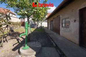 Prodej prostorného domu 5+1, Bořetice u Hustopečí, garáž, zahrada