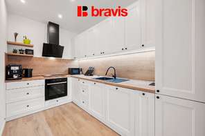 Prodej bytové jednotky 2+kk, 66 m² s balkonem – celkové náklady jen 2 900 Kč!