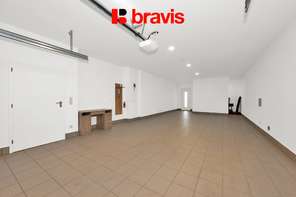 Prodej luxusního, nízkoenergetického rodinného domu 6+kk a 3+kk, ulice Wolkerova v srdci Mikulova s výjimečným výhledem, 2x dvojgaráž, nadstandardní vybavení