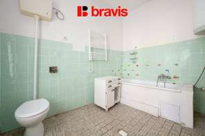 Prodej rodinného domu 4+1 s příslušenstvím a rozsáhlým pozemkem, město Mikulov