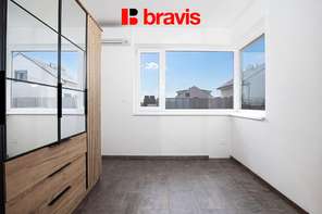 Prodej luxusní novostavby RD 4+kk s garáží a zahradou, obec Rebešovice