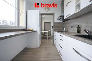 Pronájem bytu 3+1, ul. Blažkova, Brno - Lesná, balkon, sklep, částečně zařízený