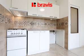 Pronájem bytu 1+1, Brno-Kohoutovice, ul. Chalabalova, výtah, lodžie, šatna, sklep, klidná lokalita