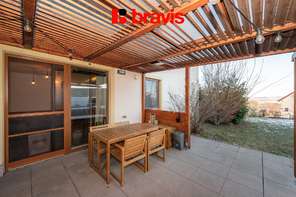 Prodej bytu 3+kk 74 m2, zahrada 623 m2, garáž, sklep, Holubice u Brna