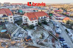 Prodej bytu 3+kk 74 m2, zahrada 623 m2, garáž, sklep, Holubice u Brna