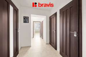 Prodej bytu 3+1, ulice Kotlářská, Brno - Veveří, krb, balkon, šatna, technická místnost, sklep, společný vnitroblok se zelení