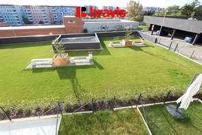 Pronájem bytu 1+kk, ul. Houbalova, Brno - Líšeň, balkon, garážové stání, zařízený