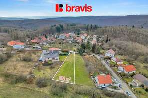 Prodej atraktivního pozemku o výměře 899 m², Babice nad Svitavou, vydáno stavební povolení