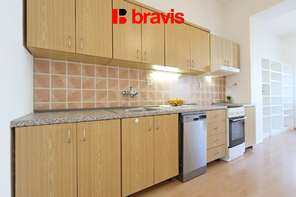 Pronájem prostorného bytu 3+kk, 80 m², ul. Ludmily Konečné, Brno - Štýřice, terasa do vnitrbloku