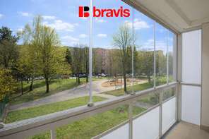 Pronájem bytu 1+1 s prosklenou lodžií na ulici Ukrajinská Brno - Bohunice