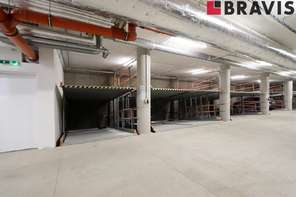 Pronájem dvou garážových stání, ul. Křenová, Brno - Trnitá