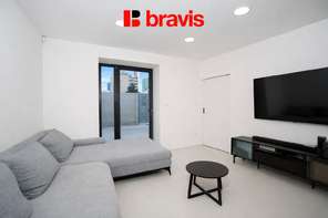 Prodej rodinného domu 3+1, ul. Zahradní, Kuřim, zahrada, bazén, parkování