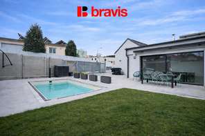 Prodej rodinného domu 3+1, ul. Zahradní, Kuřim, zahrada, bazén, parkování