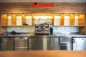 Pronájem kuchařské školy, Moravany u Brna, kompletně vybaveno, 8 parkovacích míst v ceně