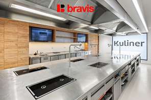 Pronájem kuchařské školy, Moravany u Brna, kompletně vybaveno, 8 parkovacích míst v ceně