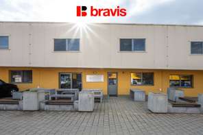 Pronájem kuchařské školy, Moravany u Brna, kompletně vybaveno, 8 parkovacích míst v ceně