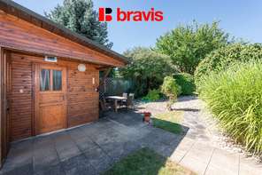 Prodej rodinného domu 5+kk, Ostopovice, bazén s krytím, sauna, sklep, parkování až pro 4 auta, zahrada