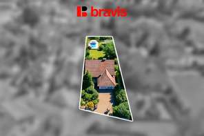 Prodej rodinného domu 5+kk, Ostopovice, bazén s krytím, sauna, sklep, parkování až pro 4 auta, zahrada