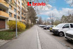 Prodej bytu 2+1, Brno - Lesná, ulice Milénova, lodžie, prostorná komora v bytě