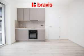 Pronájem bytu 1+kk, Brno - Trnitá, ul. Křenová, novostavba, balkon, výborná dostupnost do centra